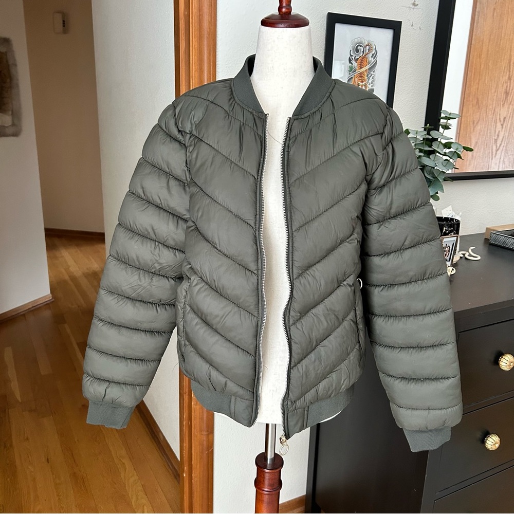 Puffer Bomber Jacket - Picture 3 of 4